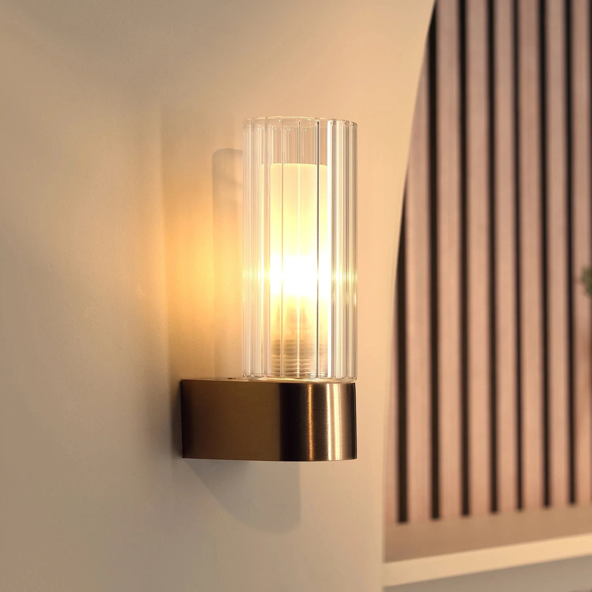 Aulos Single Wall Light - Image 5
