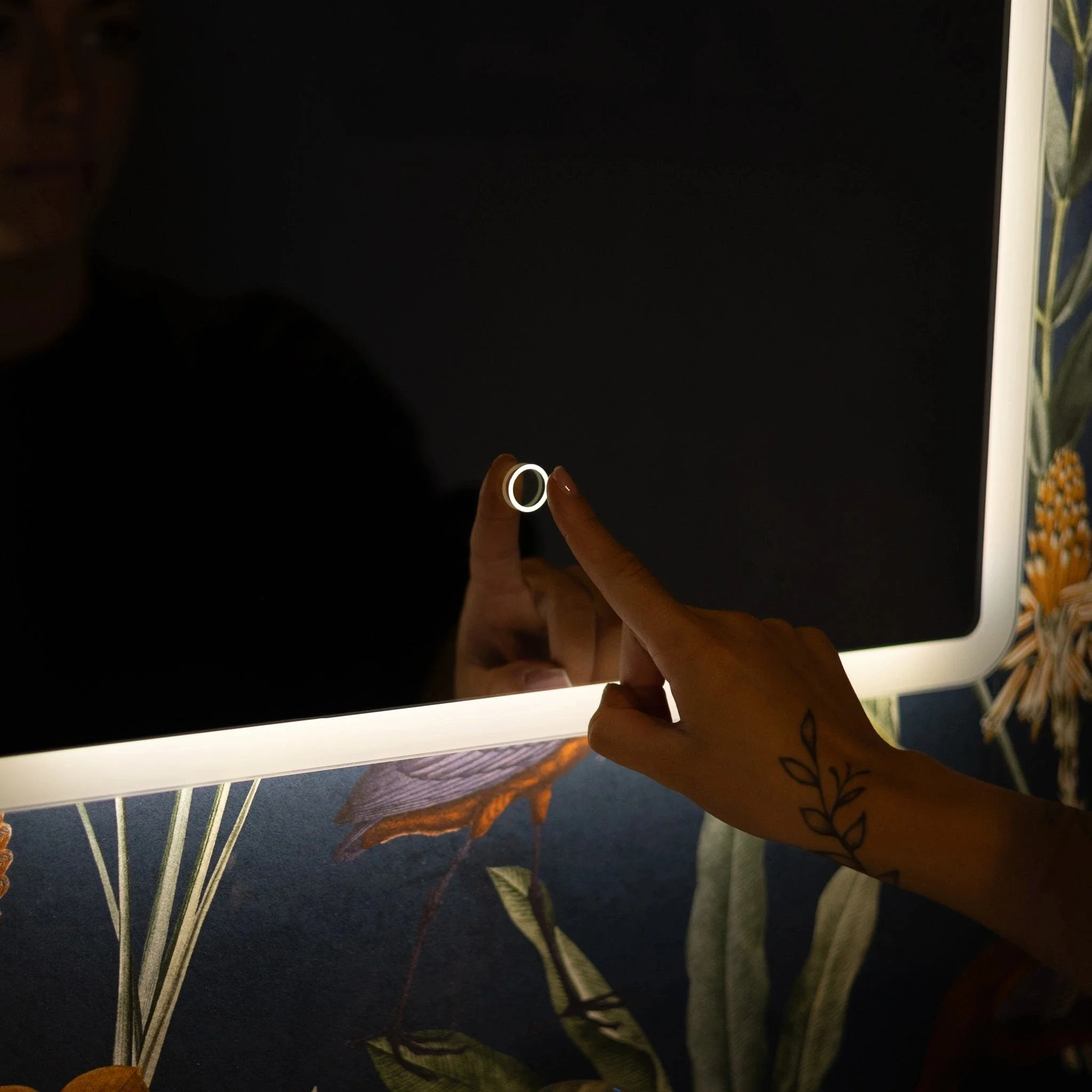 Glendale Curve LED Bathroom Mirror - Image 17