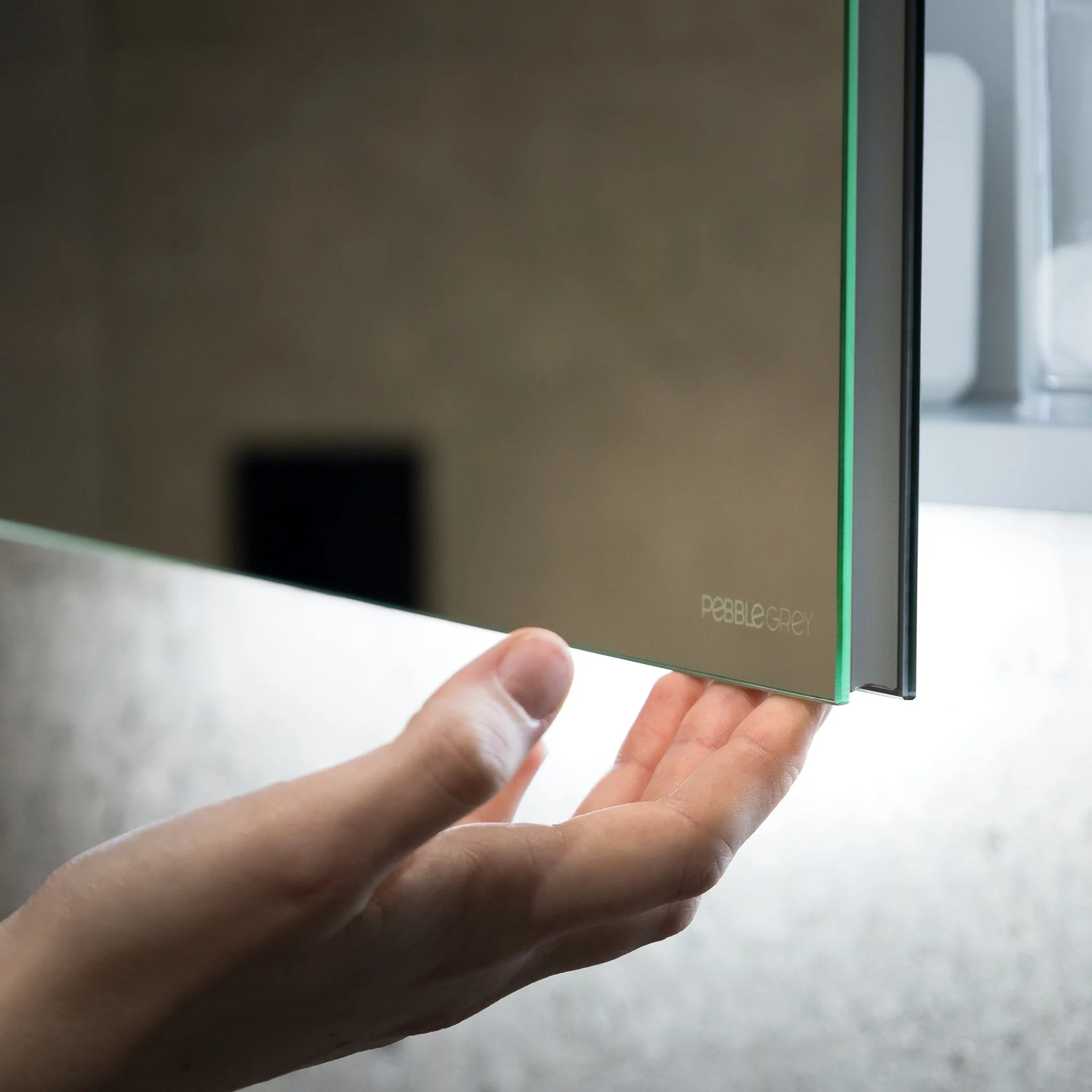 Grace LED Bathroom Mirror Cabinet - Image 18