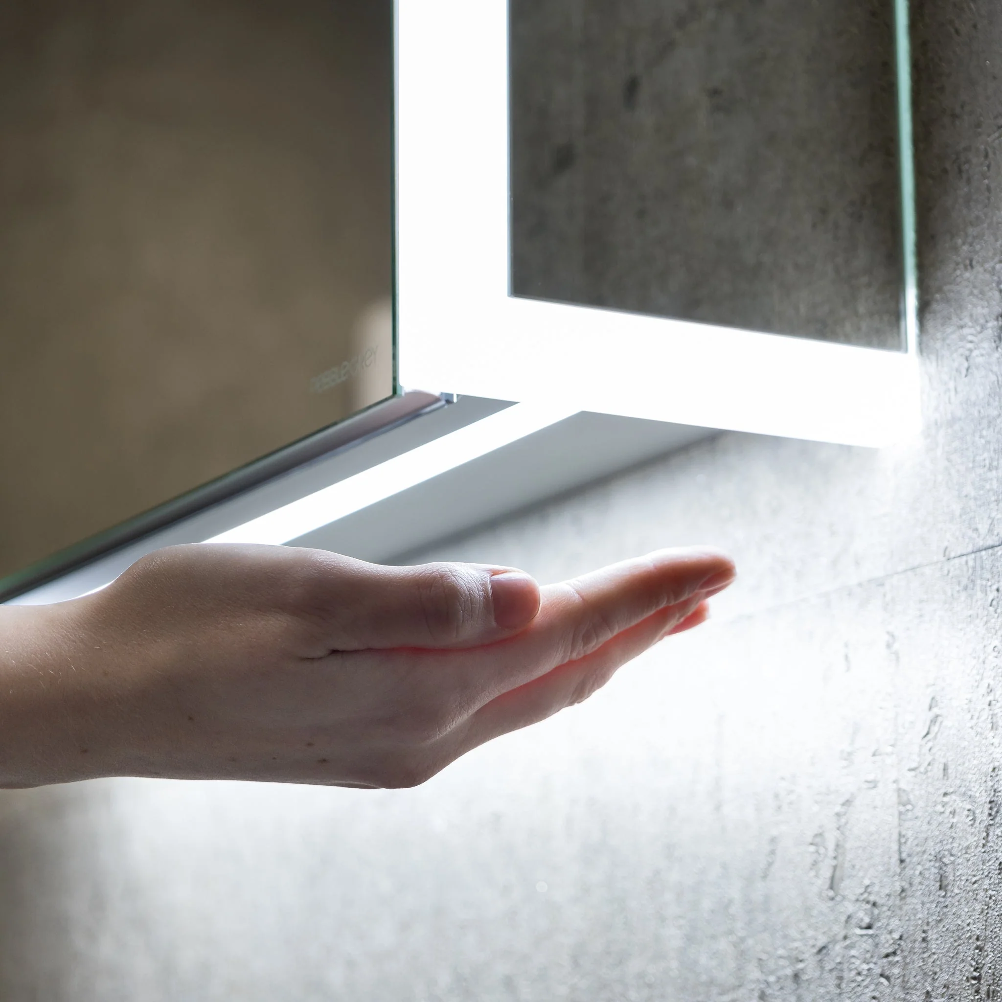 Grace LED Bathroom Mirror Cabinet - Image 9