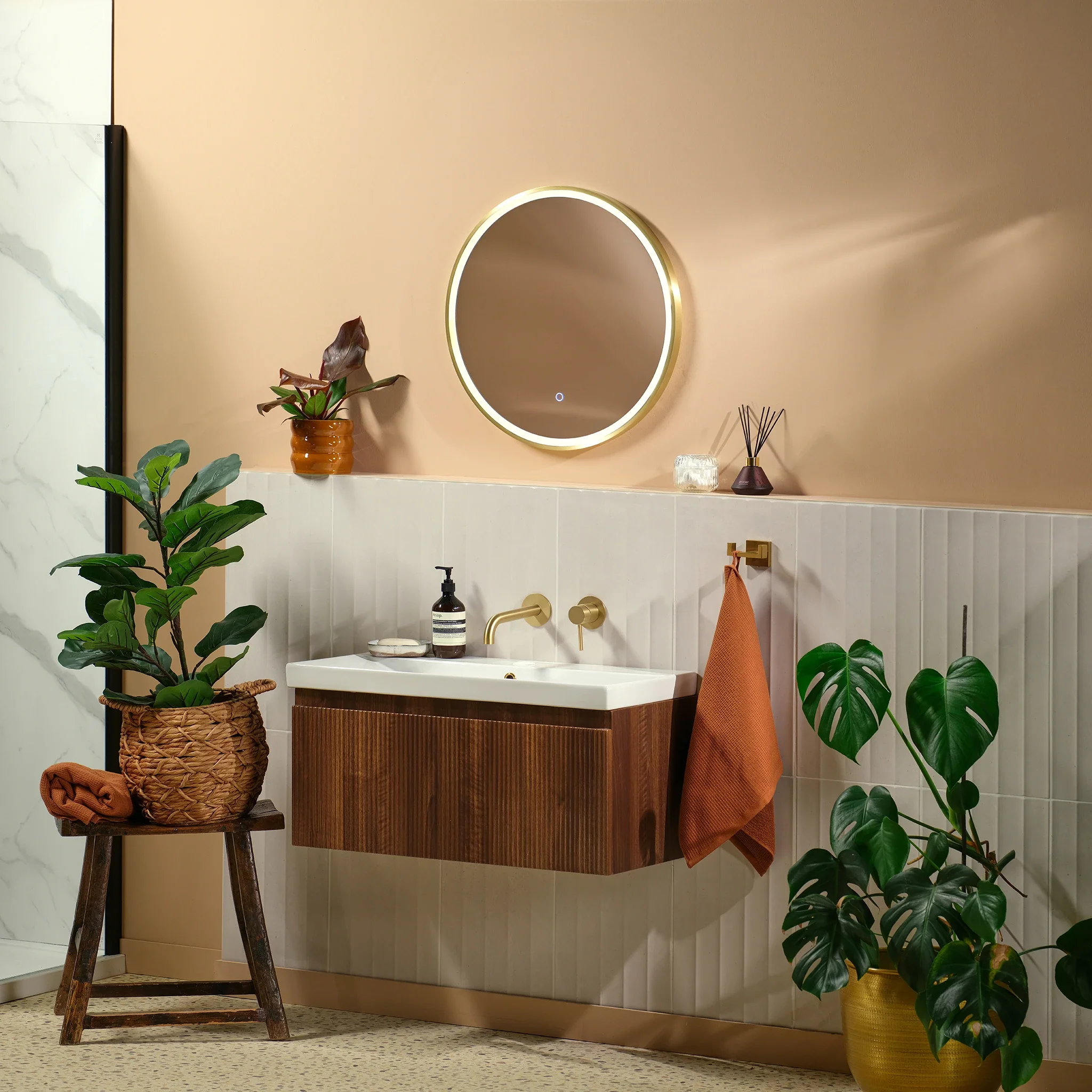 Kali Round LED Illuminated Mirror - Image 12