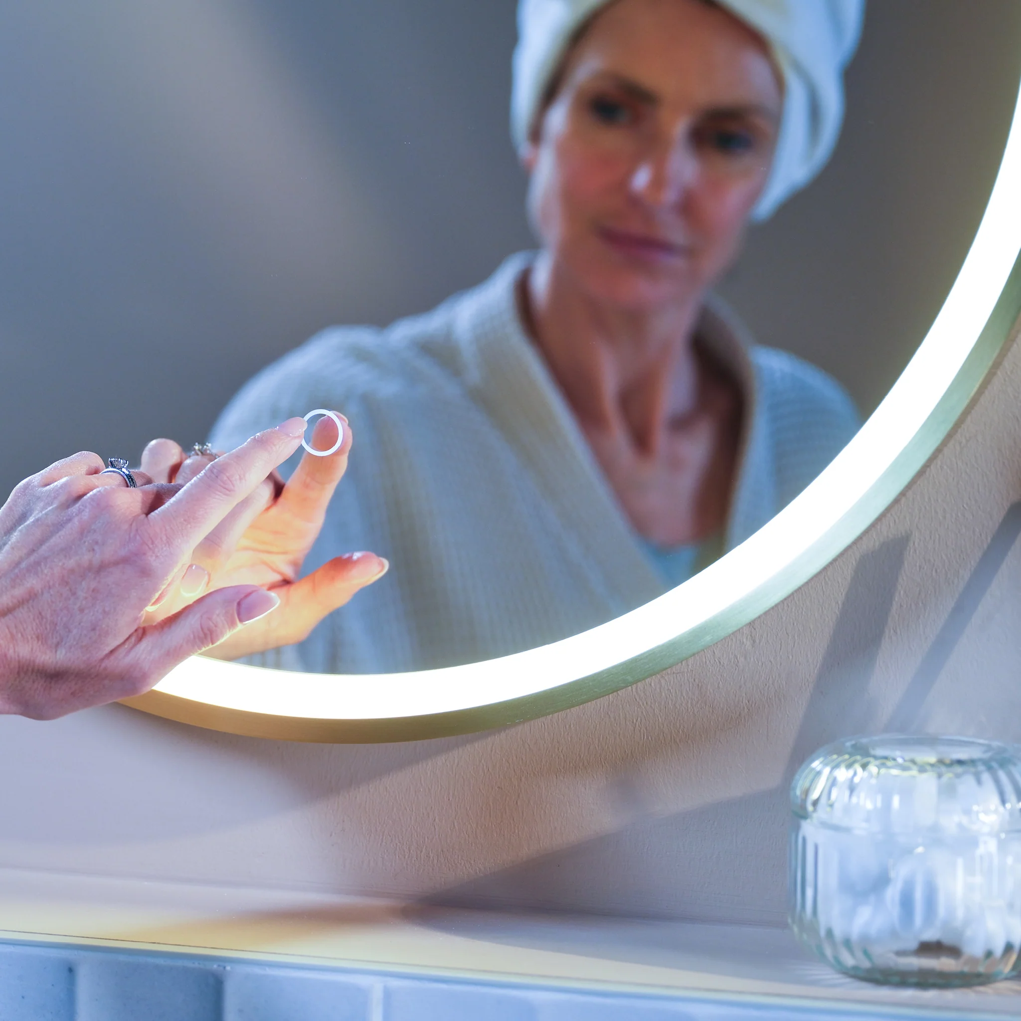 Kali Round LED Illuminated Mirror - Image 19