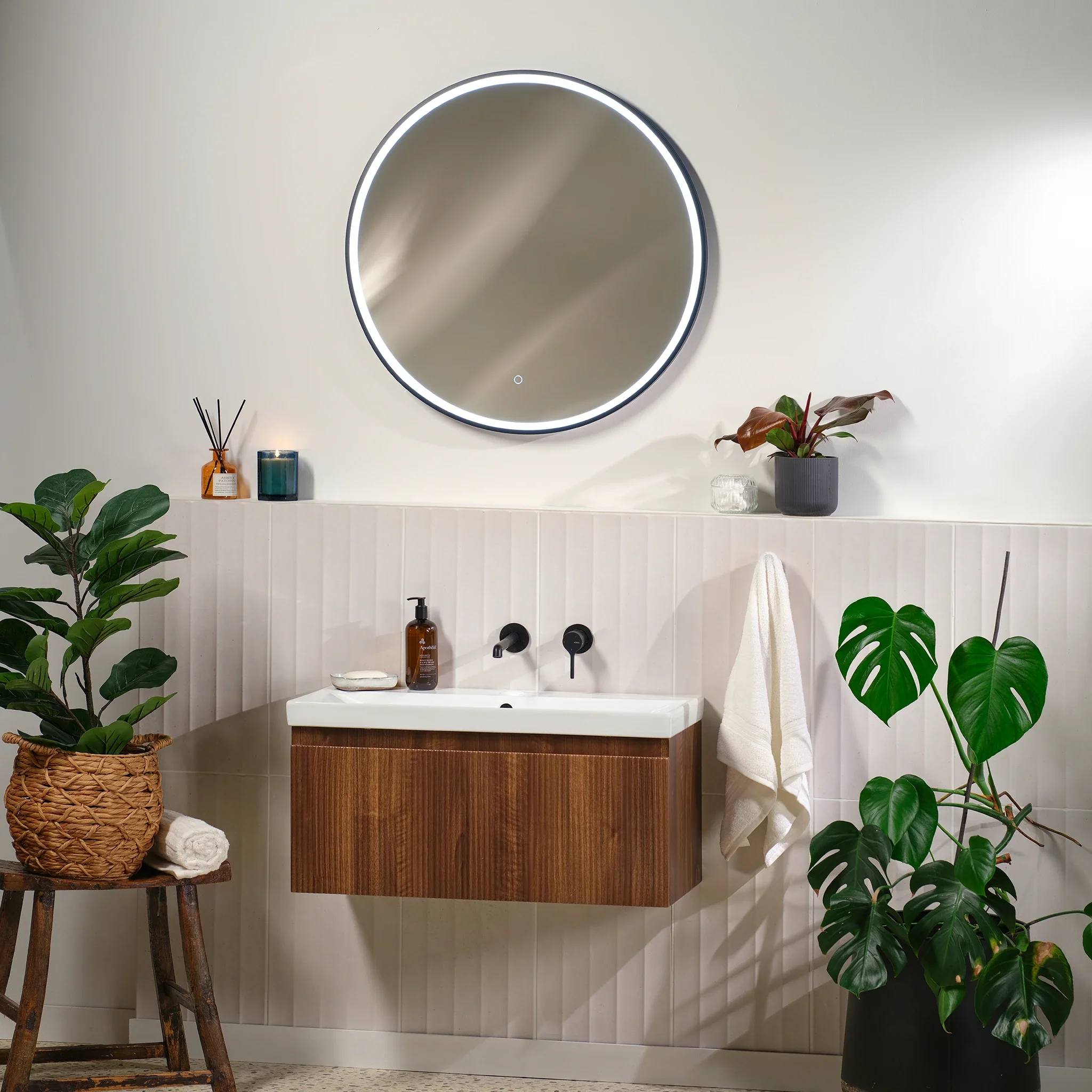 Kali Round LED Illuminated Mirror - Image 4