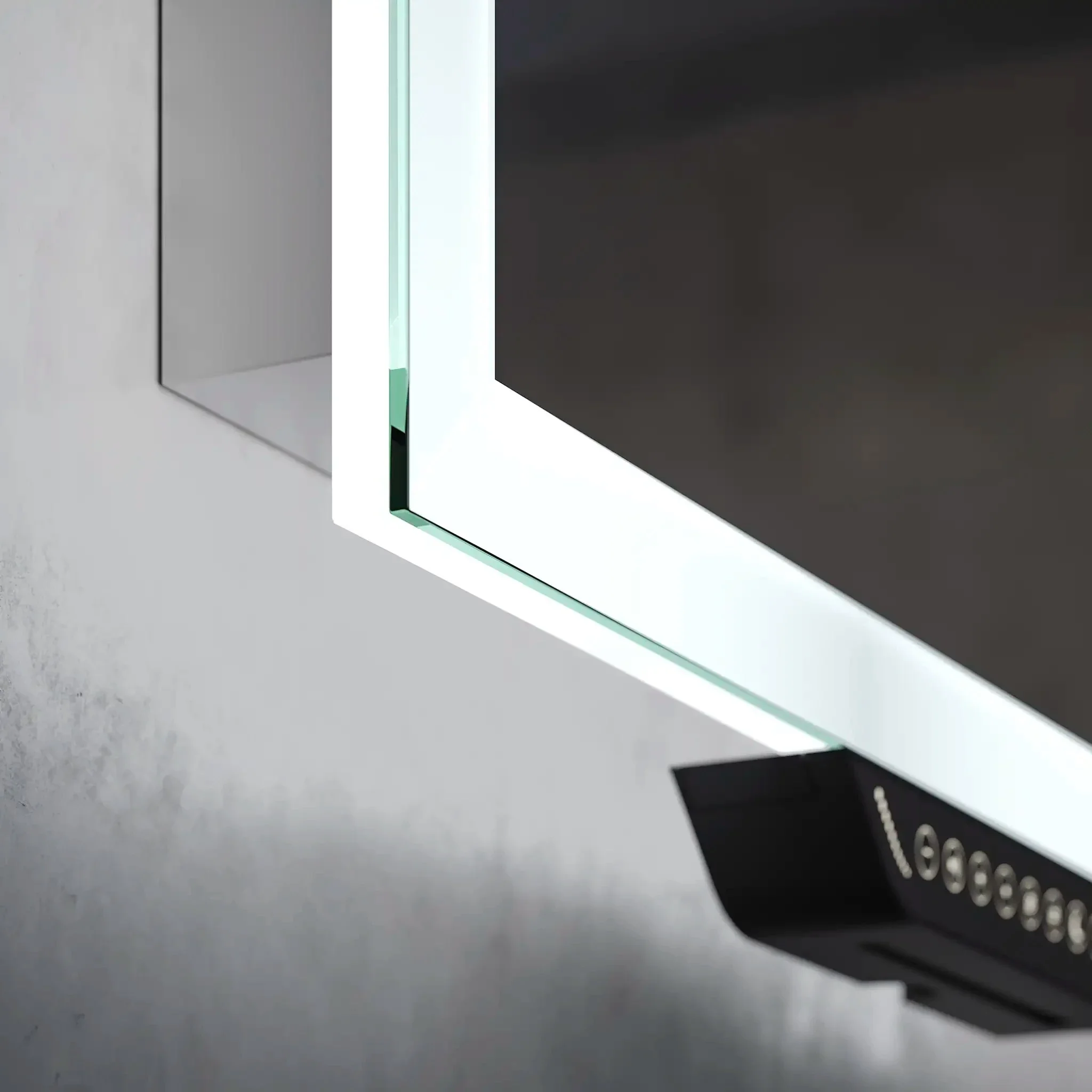 Luka LED Mirror with Alexa Built-in - Image 8