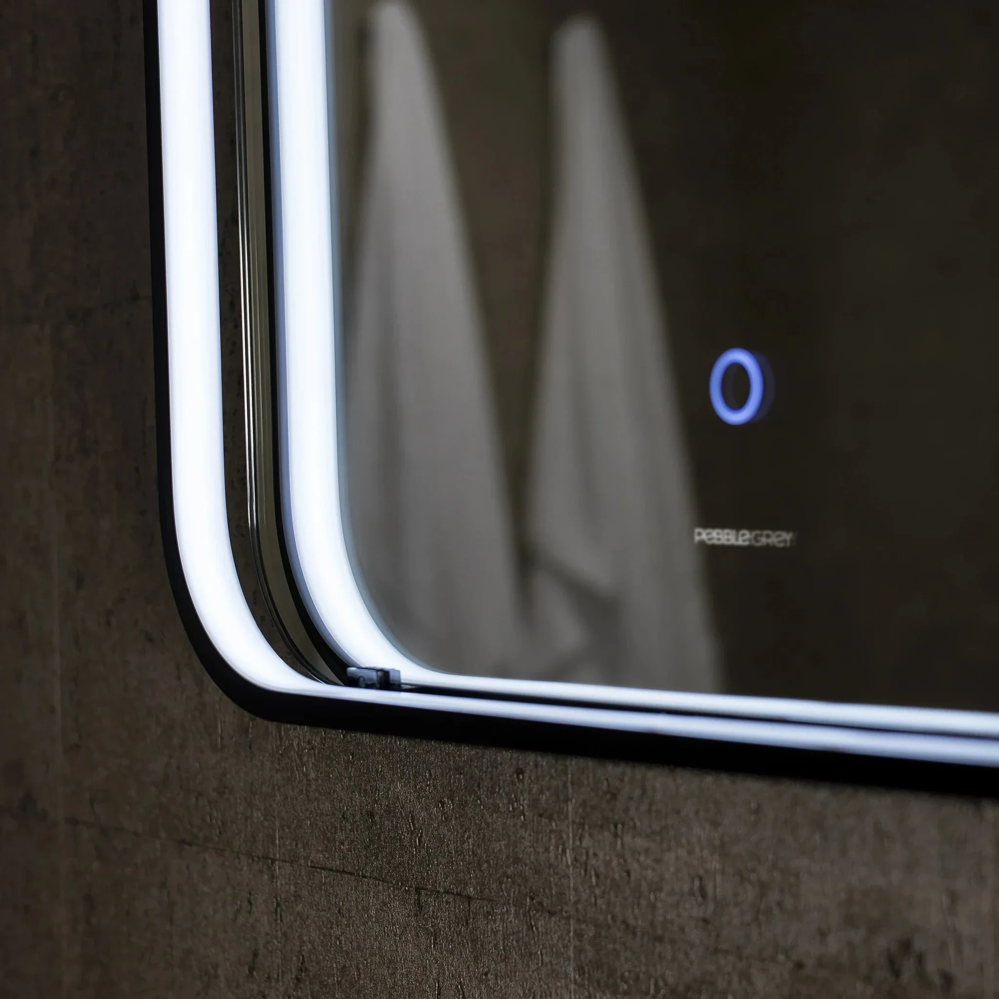 Luna Geo LED Bathroom Mirror - Image 10