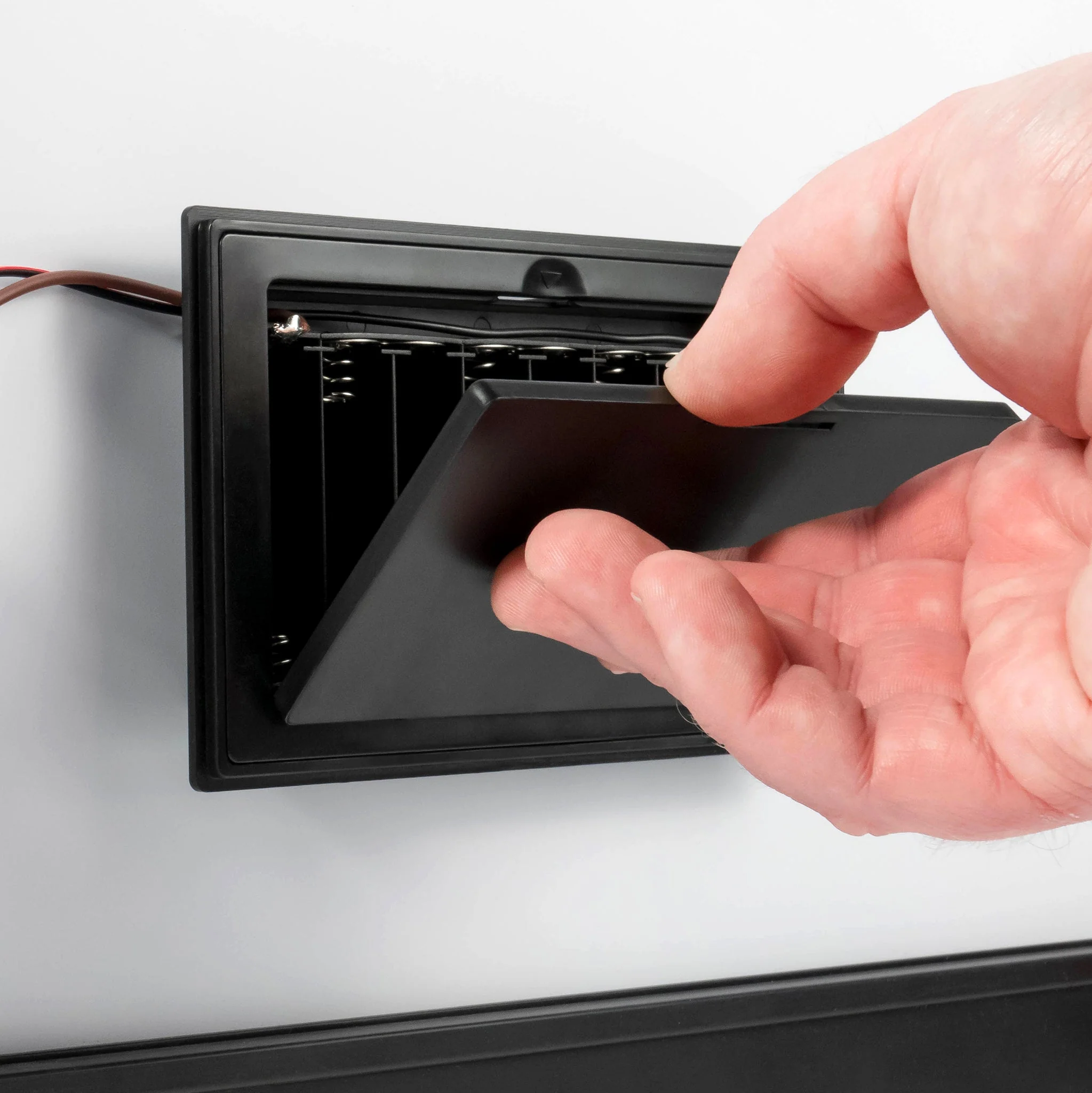 Maya Battery LED Bathroom Mirror - Image 7