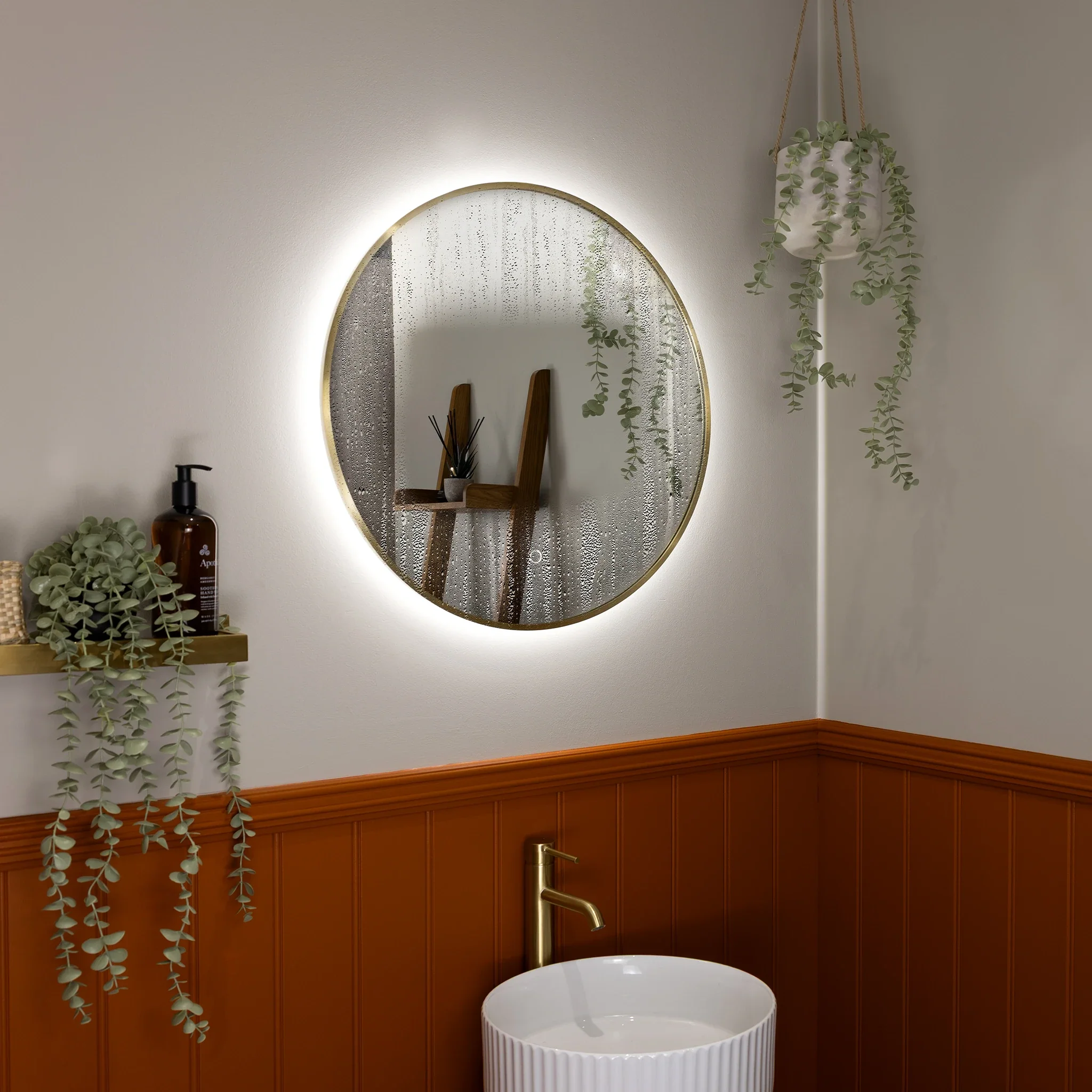 Oslo Round LED Bathroom Mirror - Image 12