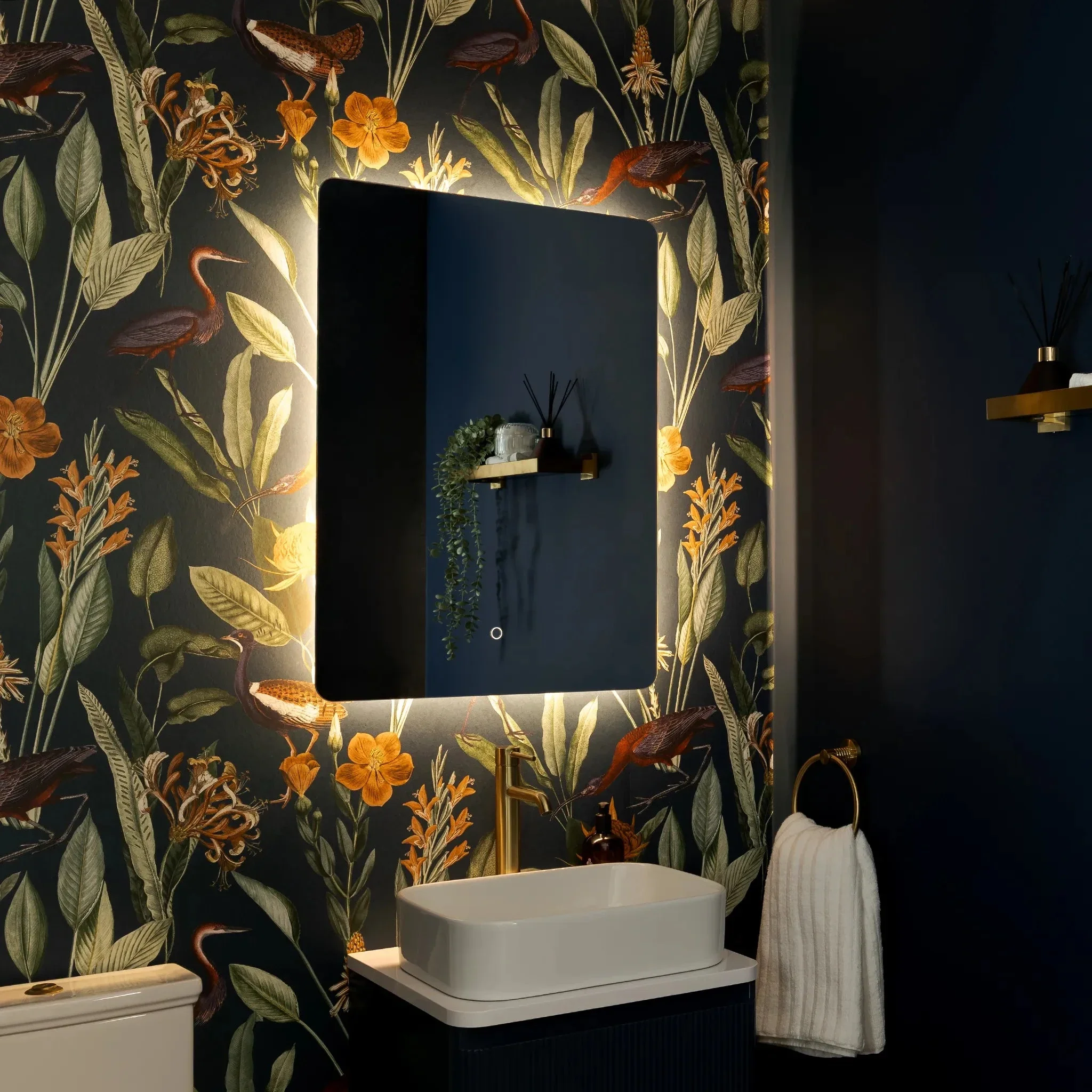 Savannah Curve Backlit LED Bathroom Mirror - Image 15