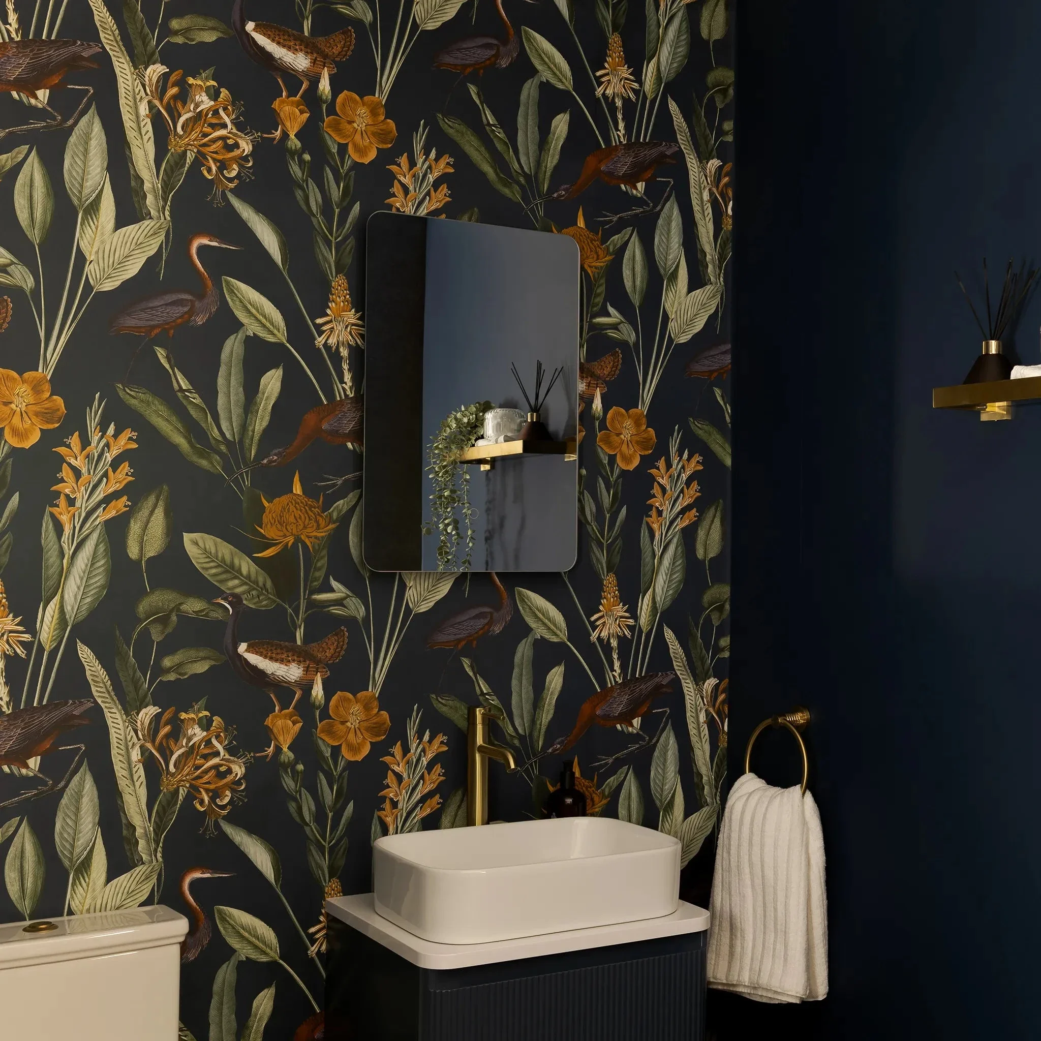 Savannah Curve Backlit LED Bathroom Mirror - Image 7