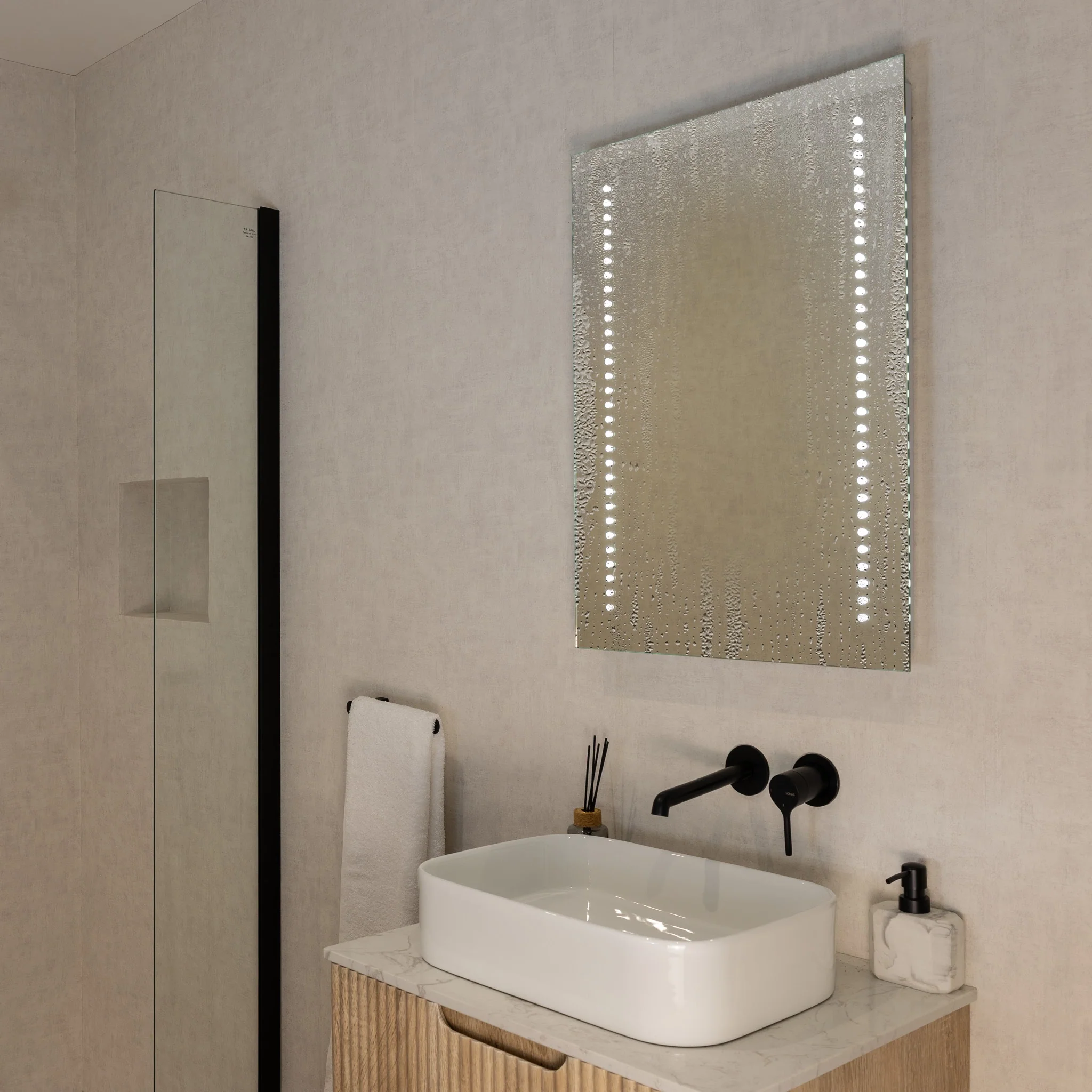 Tannon LED Bathroom Mirror - Image 3
