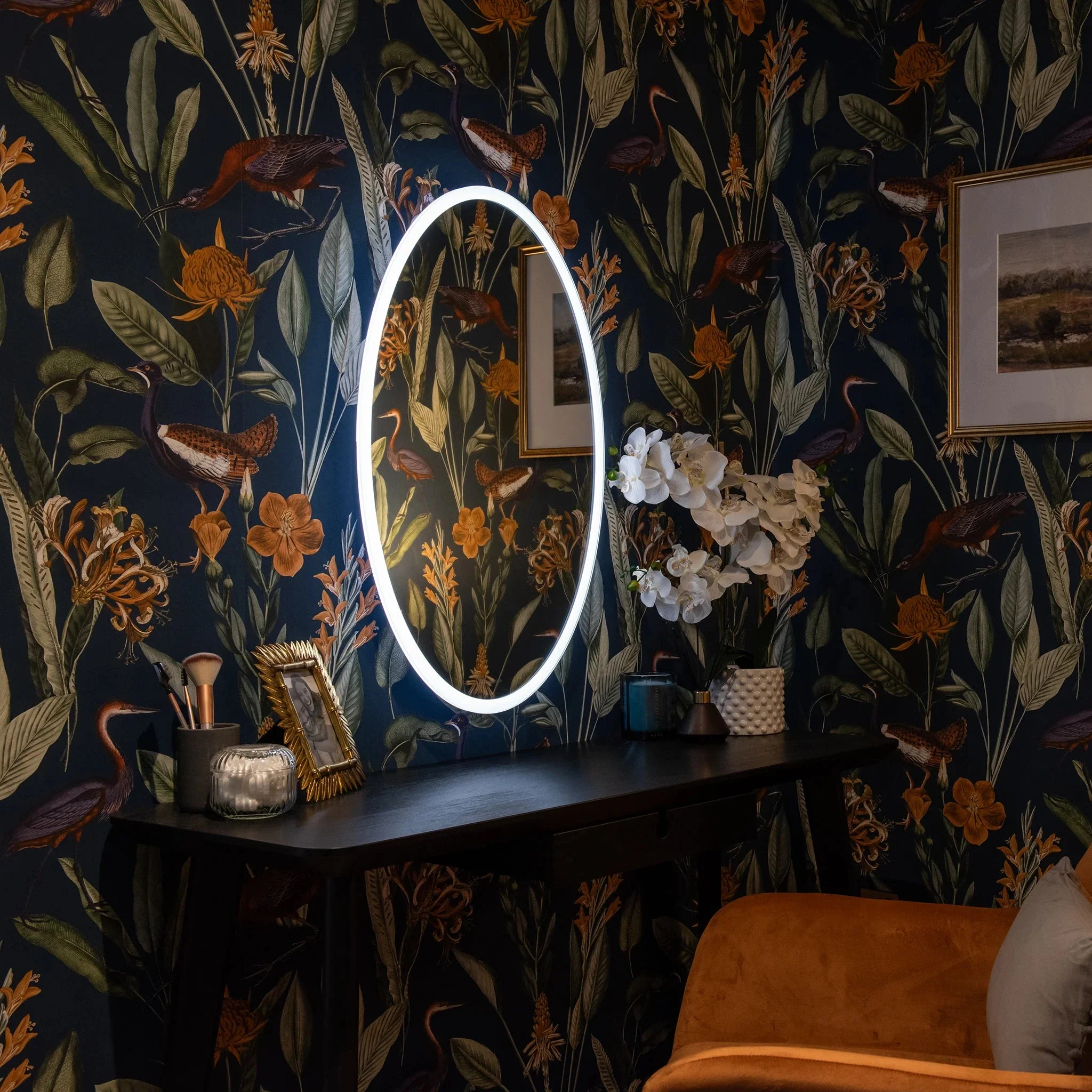 Verve Oval Rechargeable Battery LED Mirror - Image 9