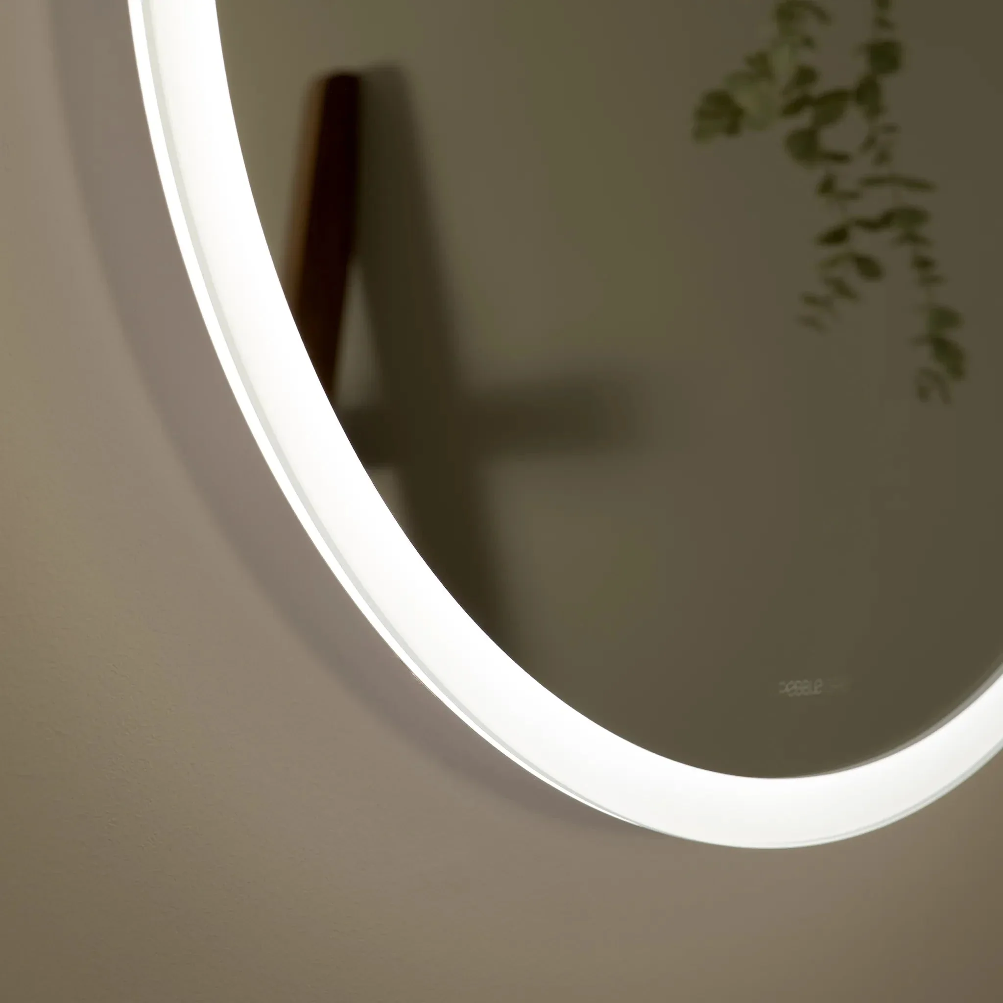 Verve Round Rechargeable Battery LED Mirror - Image 11