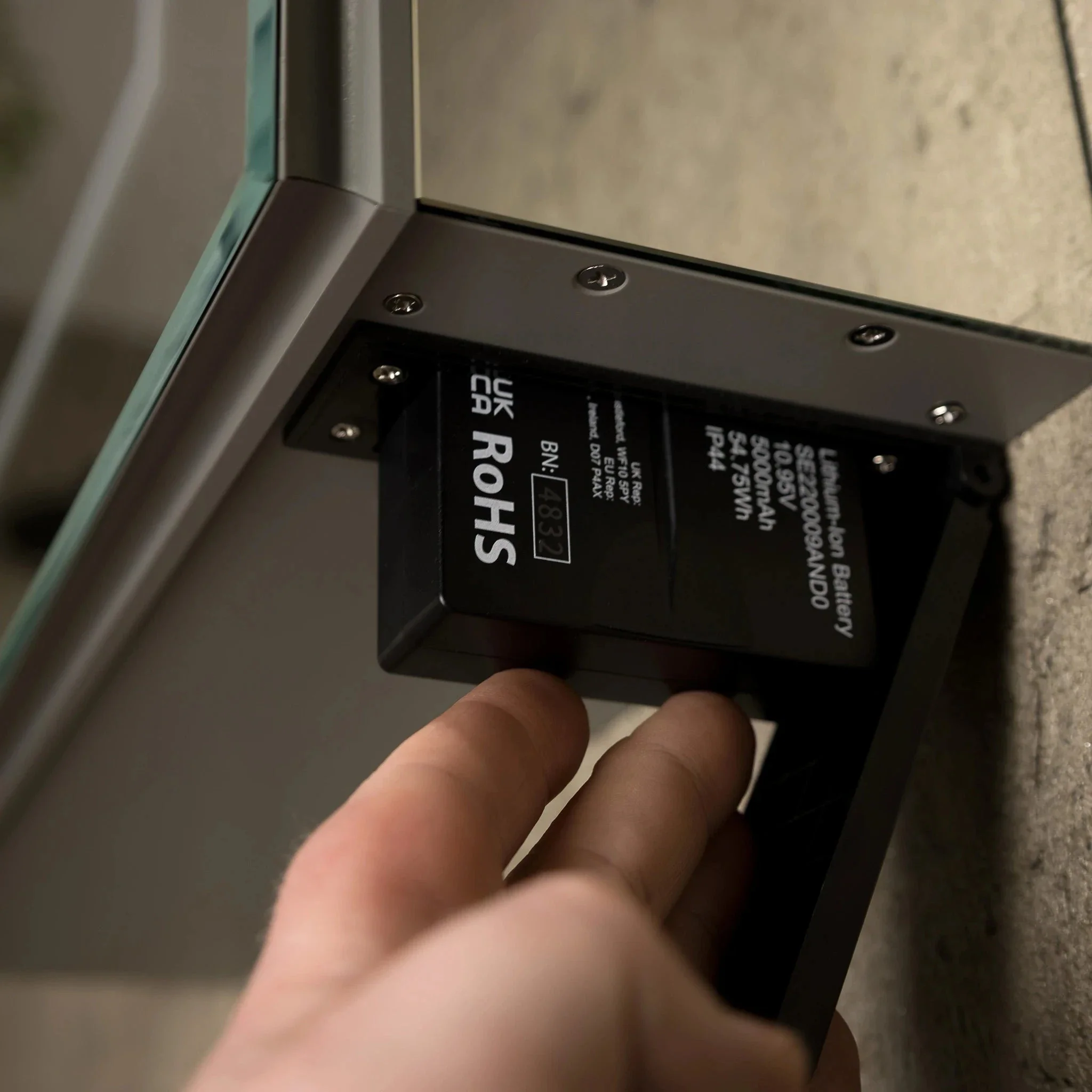 Vista Rechargeable Battery 500x700mm LED Mirror Cabinet - Image 8